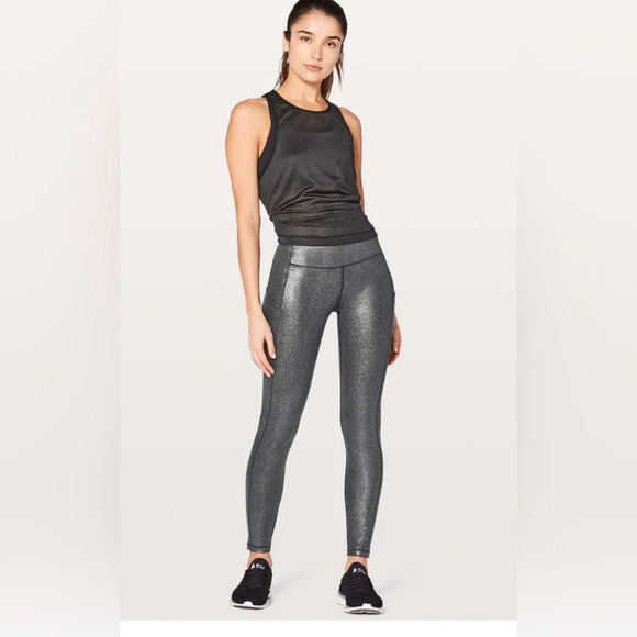 Lululemon Speed Up Tight *Full-On Luxtreme 28" - Picture 1 of 5